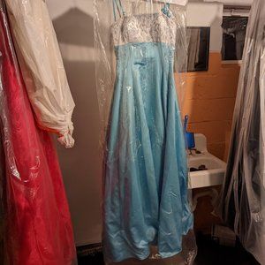 Blue and white prom dress